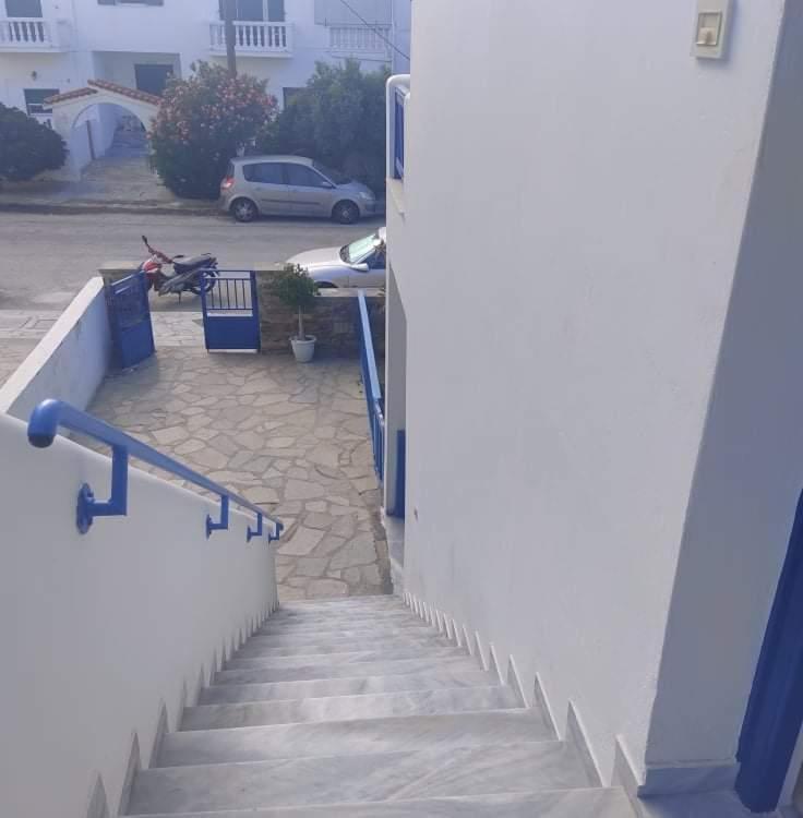 Xristiana'S House Apartment Tinos ภายนอก รูปภาพ