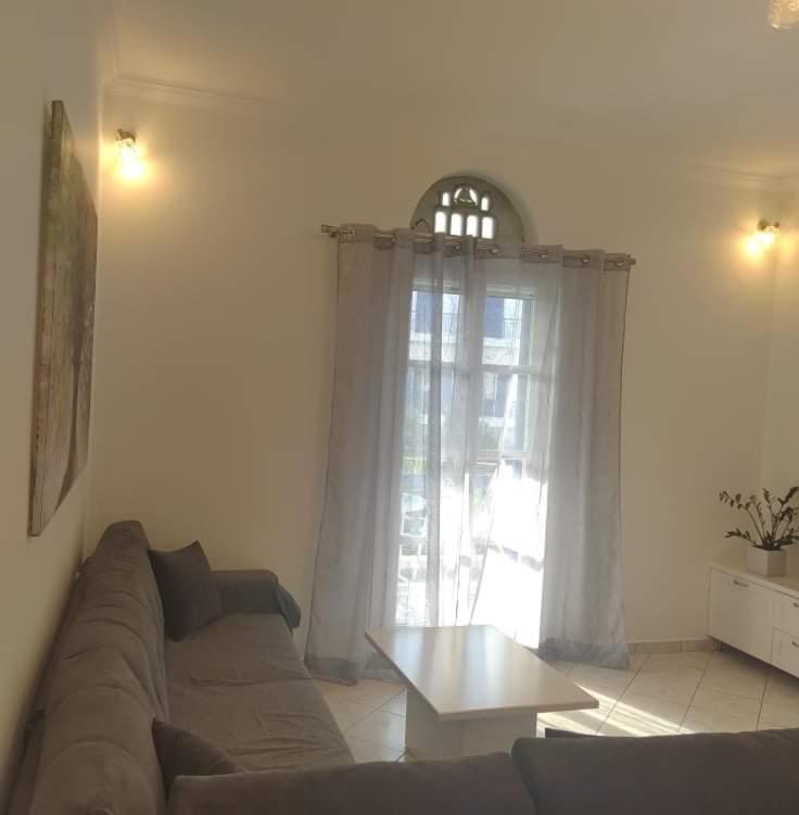 Xristiana'S House Apartment Tinos ภายนอก รูปภาพ